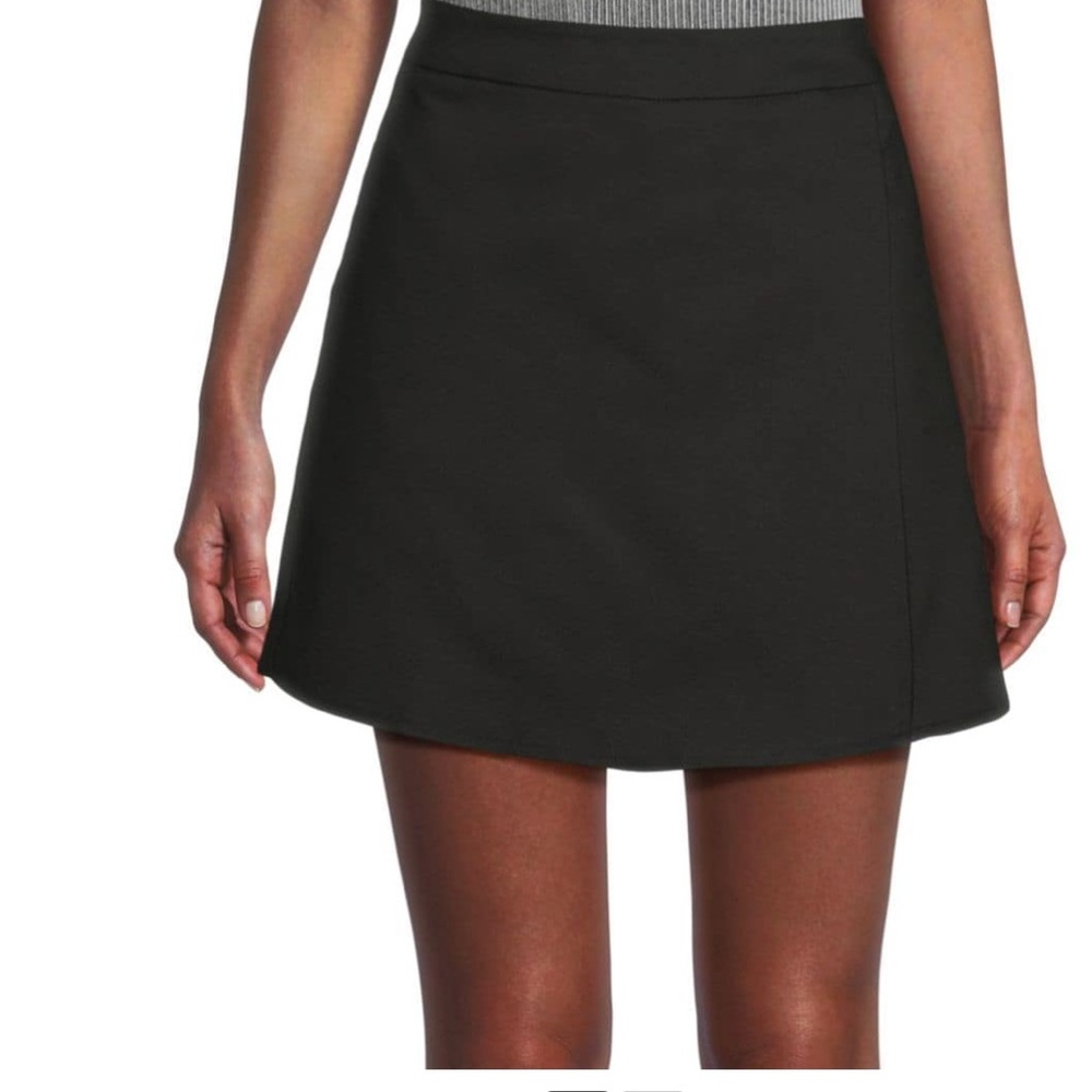 Saks Fifth Avenue Black A-Line Skirt NWT